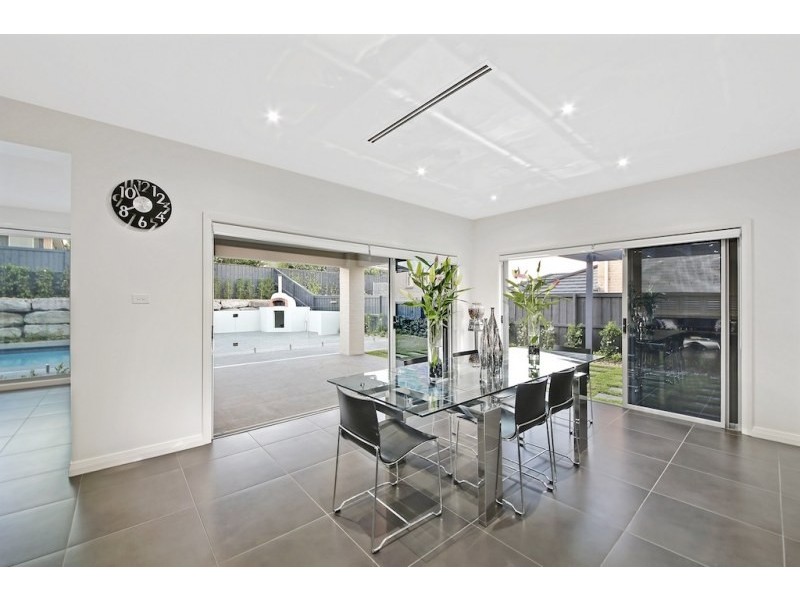 18 Maclean Lane, Camden Park NSW 2570