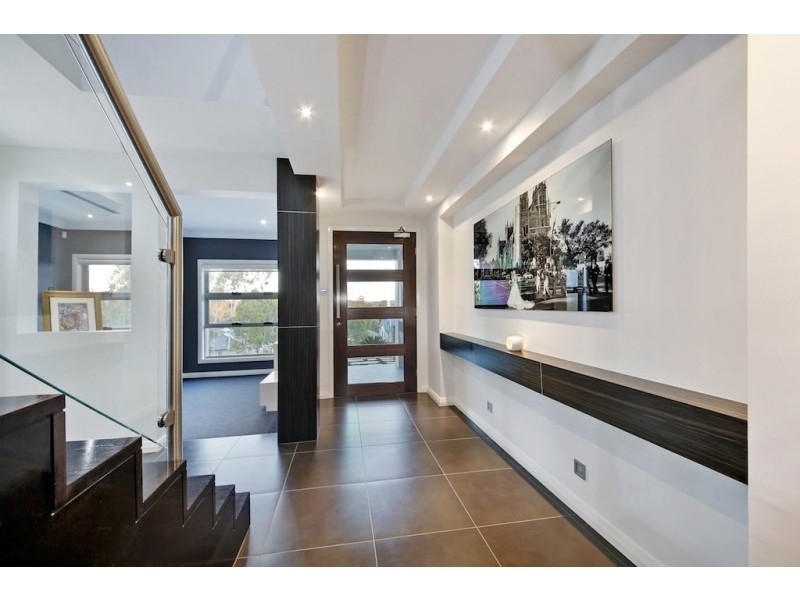 18 Maclean Lane, Camden Park NSW 2570