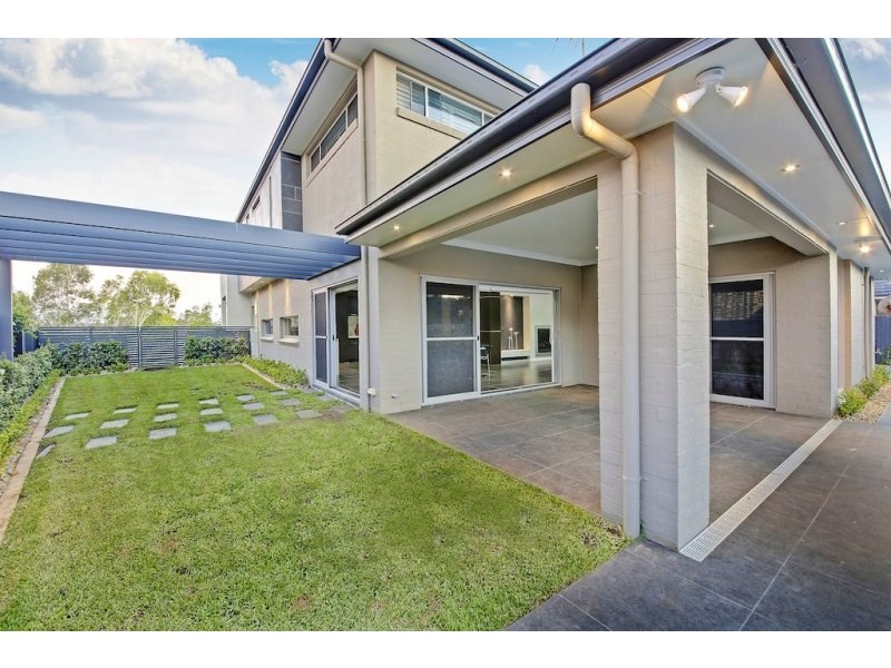 18 Maclean Lane, Camden Park NSW 2570