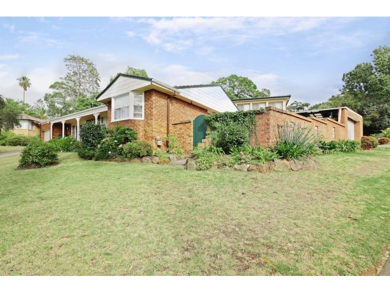 1 Paul Close, Camden NSW 2570