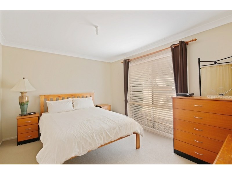 17 Lackey Place, Currans Hill NSW 2567