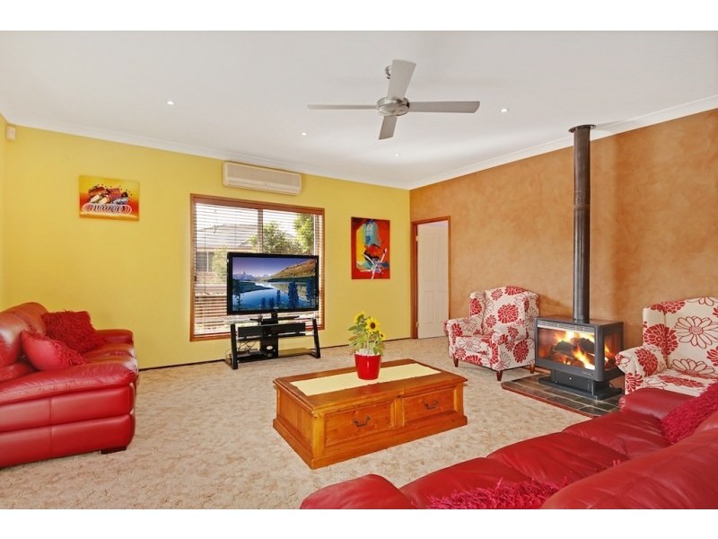 31 Chain O Ponds Circuit, Mount Annan NSW 2567