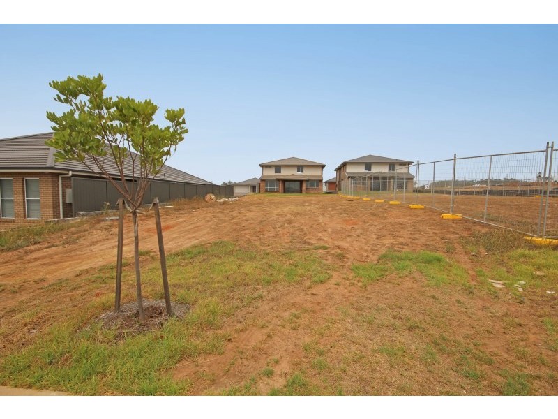 7 Explorer Street, Gregory Hills NSW 2557