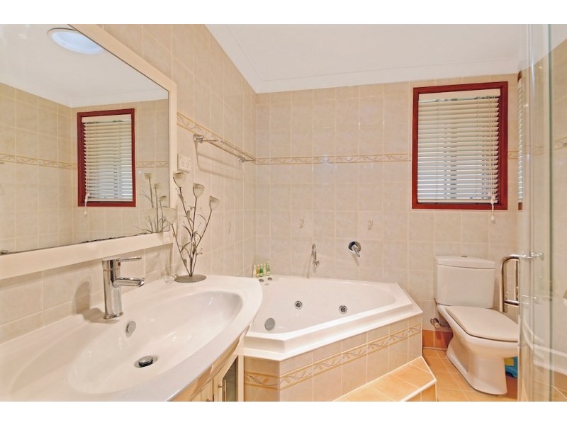 7 Hopson Avenue, Camden South NSW 2570