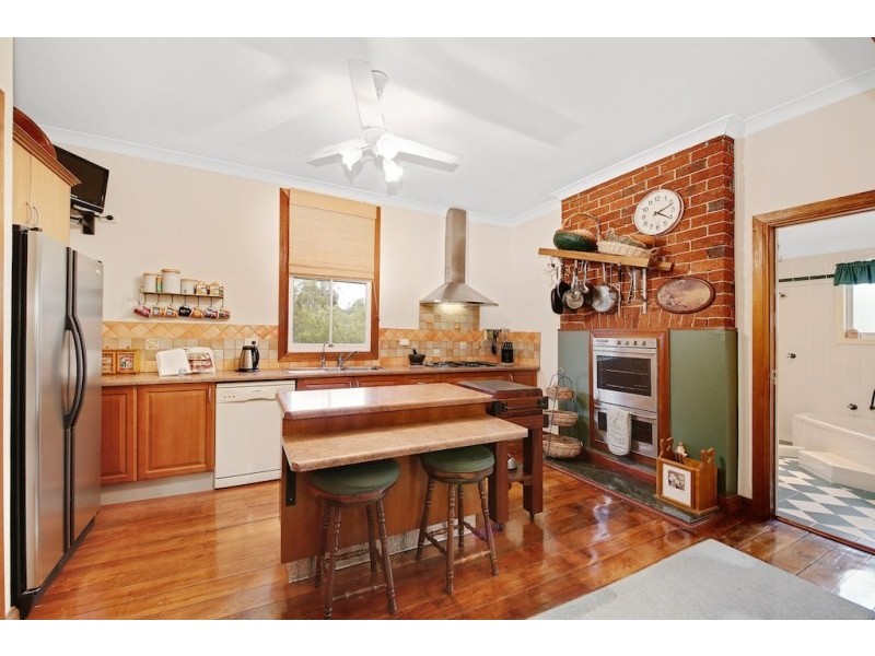 280 Spring Creek Road, Mount Hunter NSW 2570