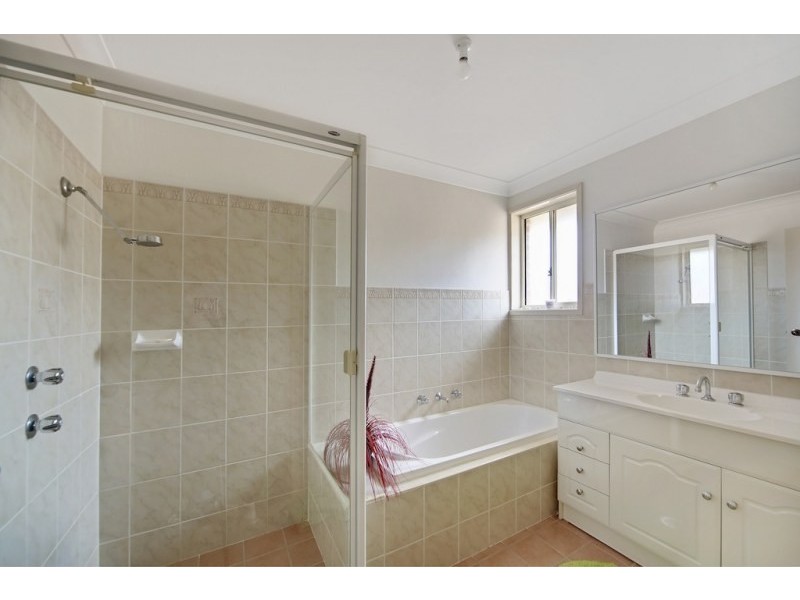 4 Payton Court, Narellan Vale NSW 2567