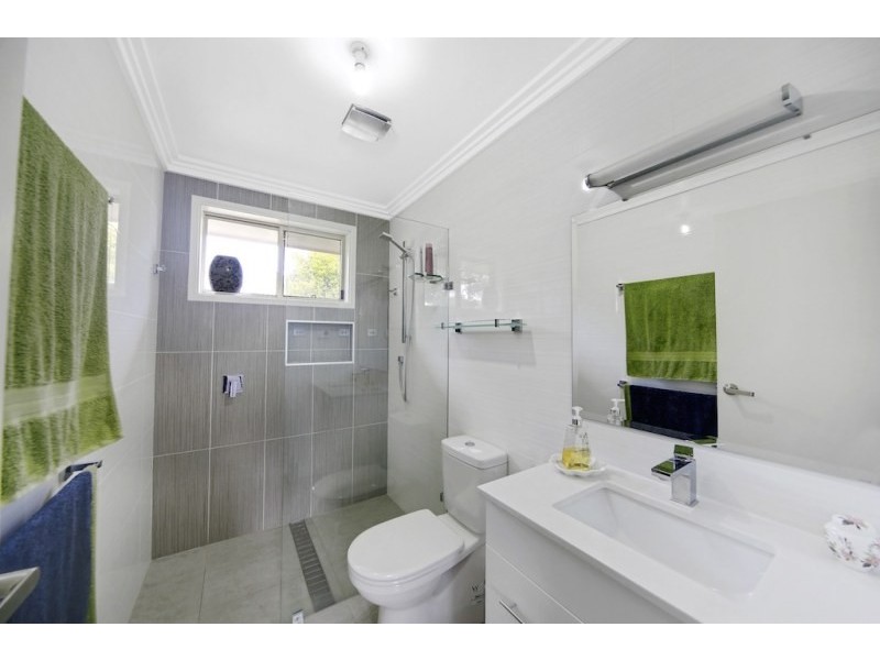 6 Smart Avenue, Camden South NSW 2570