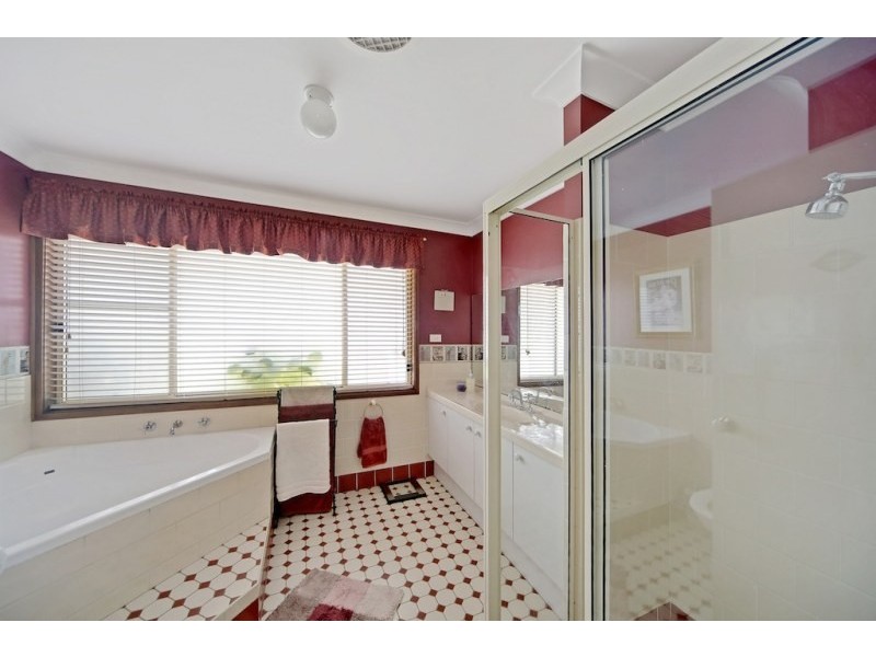 17 Charles Place, Mount Annan NSW 2567