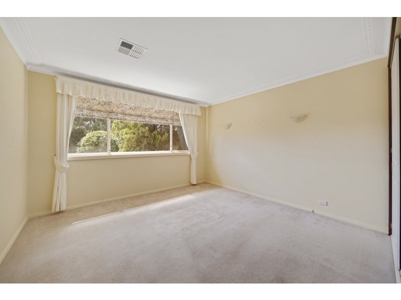 9 Hopson Avenue, Camden South NSW 2570