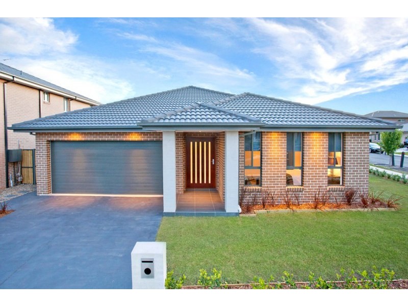 4 Voyager Street, Gregory Hills NSW 2557