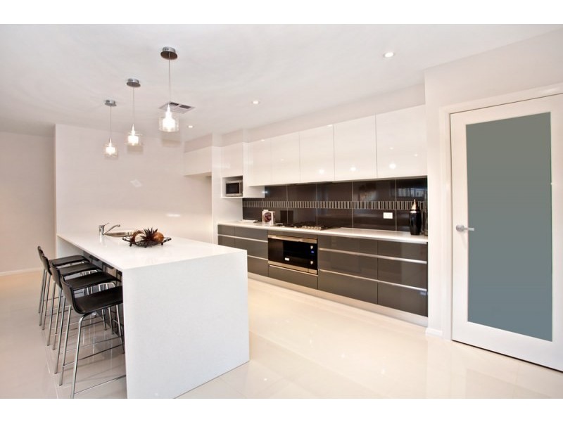 4 Voyager Street, Gregory Hills NSW 2557