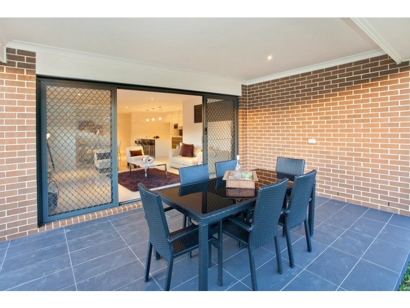 4 Voyager Street, Gregory Hills NSW 2557