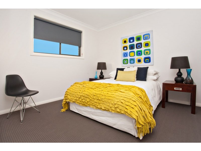 4 Voyager Street, Gregory Hills NSW 2557