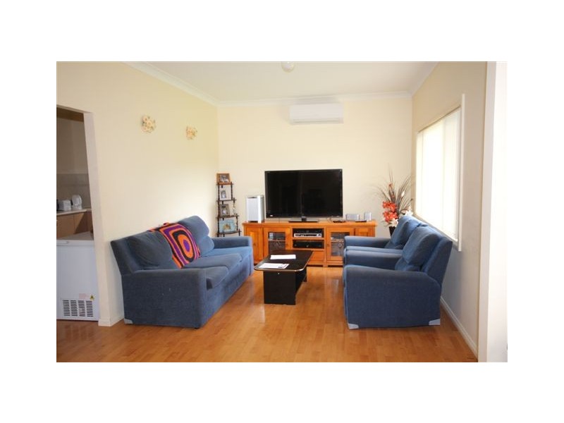 11 Scott Street, Campbelltown NSW 2560