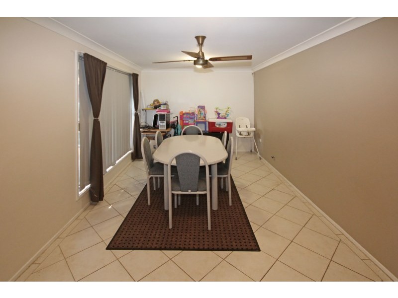 16 Nott Place, Mount Annan NSW 2567