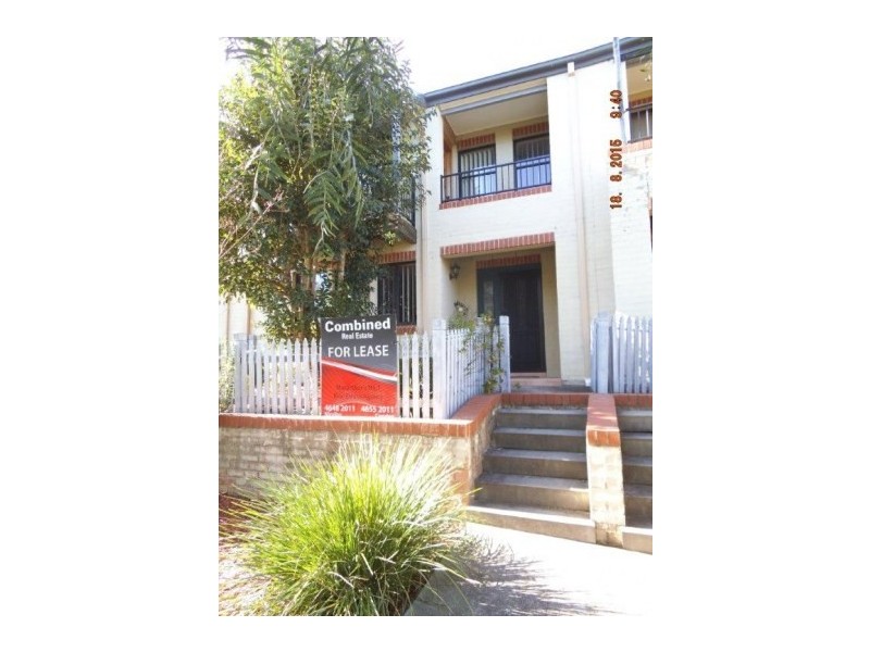 10 Pickets Place, Currans Hill NSW 2567