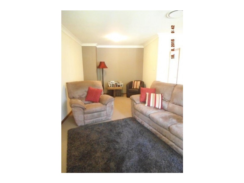 10 Pickets Place, Currans Hill NSW 2567