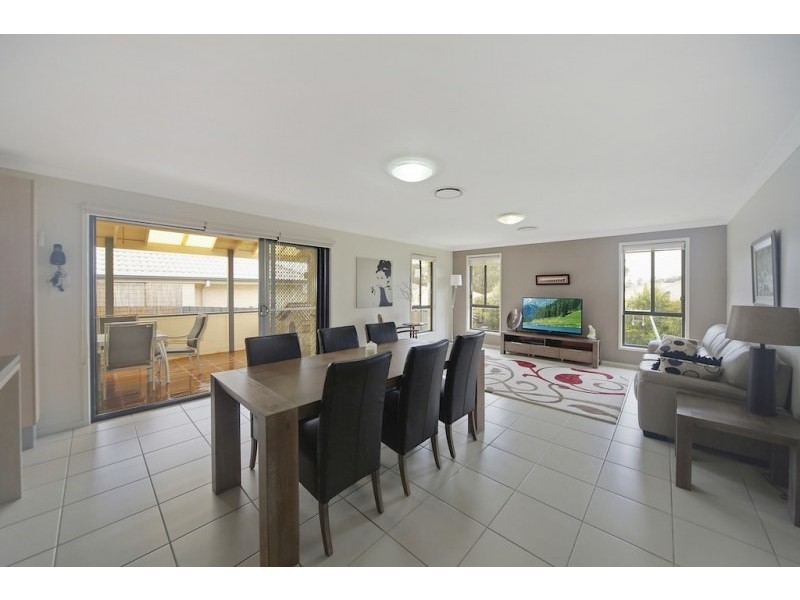 33 Folkes Street, Elderslie NSW 2570