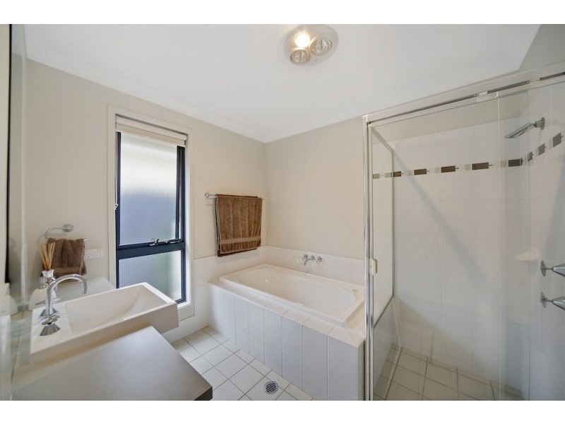 33 Folkes Street, Elderslie NSW 2570