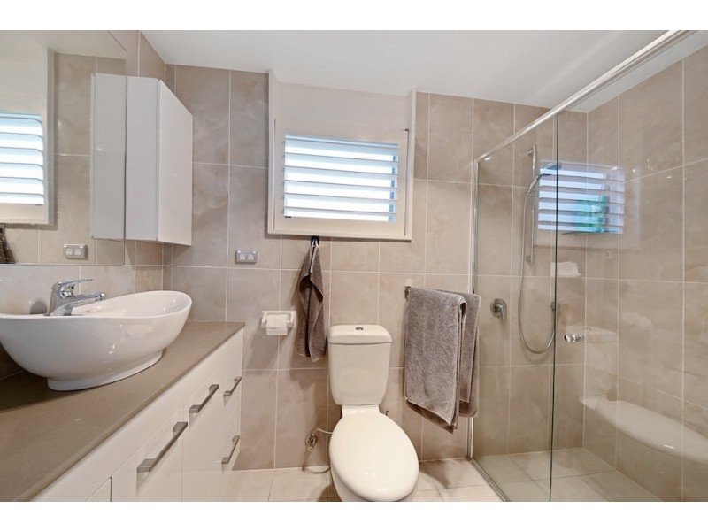 9  English Avenue, Camden South NSW 2570