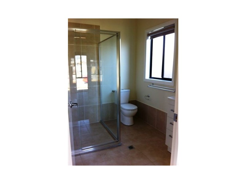 8 Carter Street, Oran Park NSW 2570