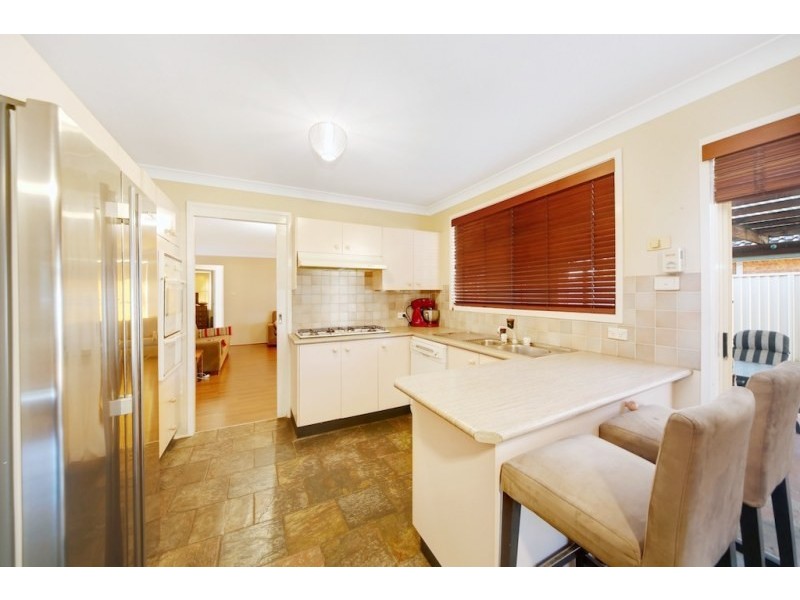 41 Watkins Crescent, Currans Hill NSW 2567