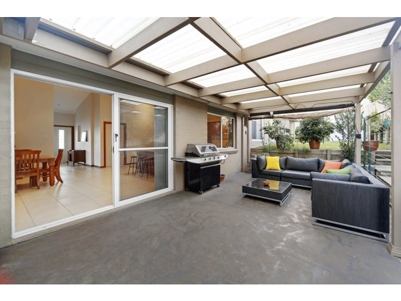 5 Telopea Circuit, Mount Annan NSW 2567