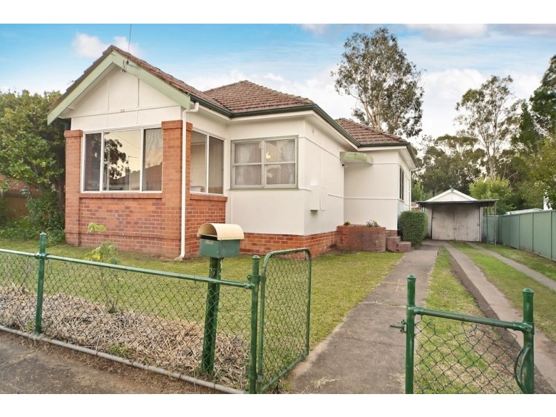32  Chelleston Street, Camden NSW 2570