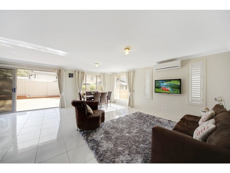 4 Jacksonia Street, Mount Annan NSW 2567