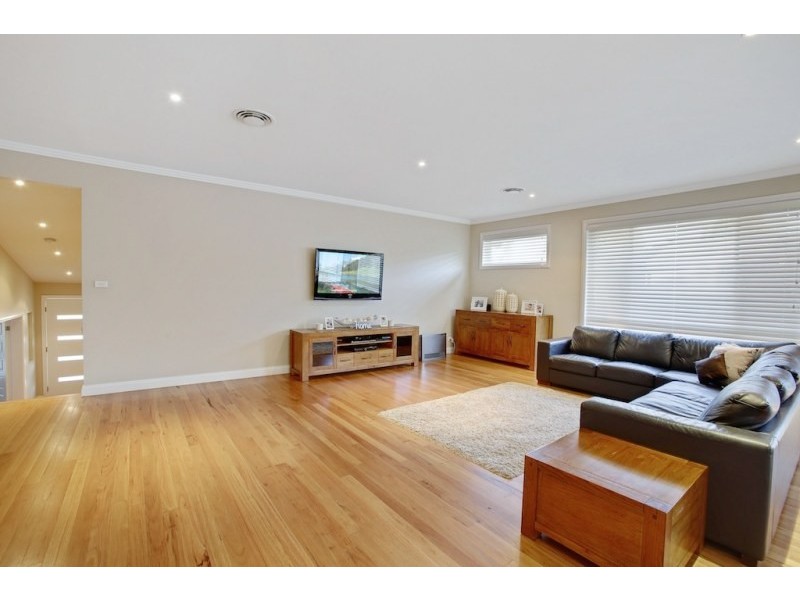 27 Robertson Way, Camden Park NSW 2570