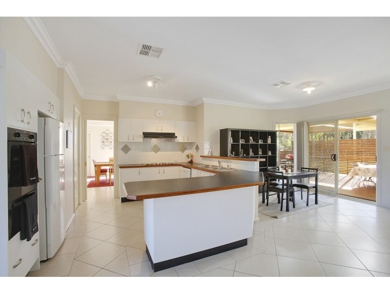 10 Bamburgh Road, Werombi NSW 2570