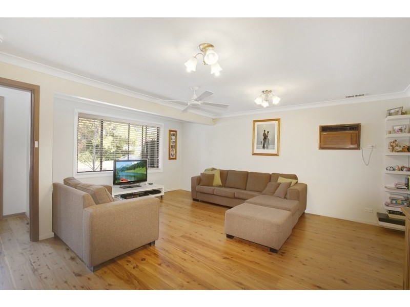 4 Cruikshank Avenue, Elderslie NSW 2570