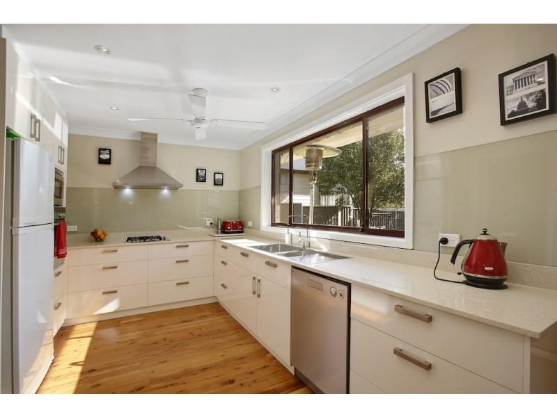 4 Cruikshank Avenue, Elderslie NSW 2570