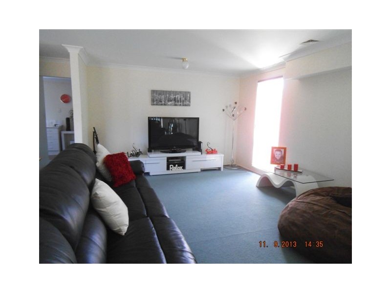 70 Spring Hill Circle, Currans Hill NSW 2567