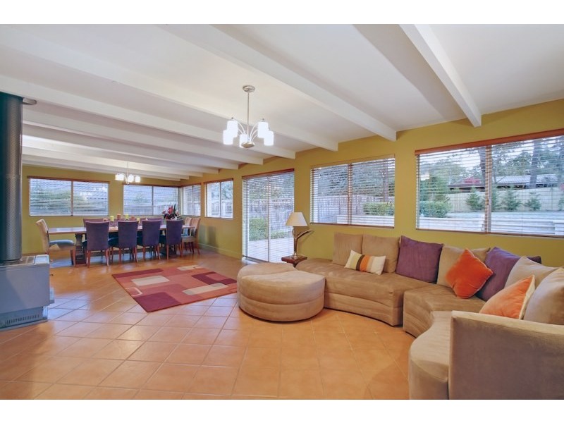 21 Elizabeth Macarthur Avenue, Camden South NSW 2570