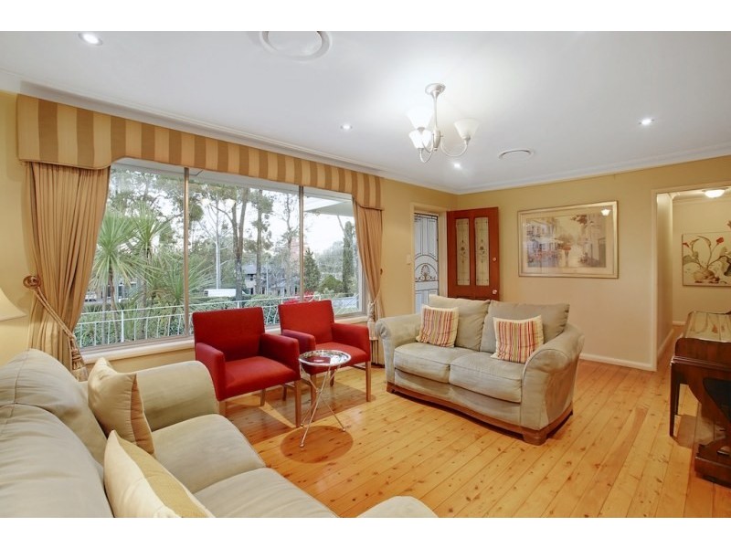 21 Elizabeth Macarthur Avenue, Camden South NSW 2570
