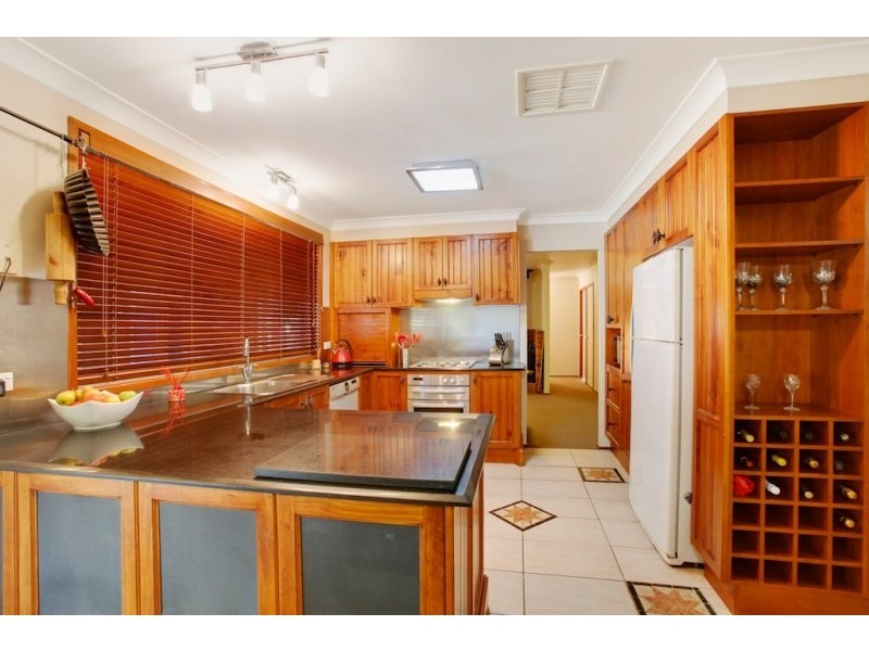 34 Edward Street, The Oaks NSW 2570