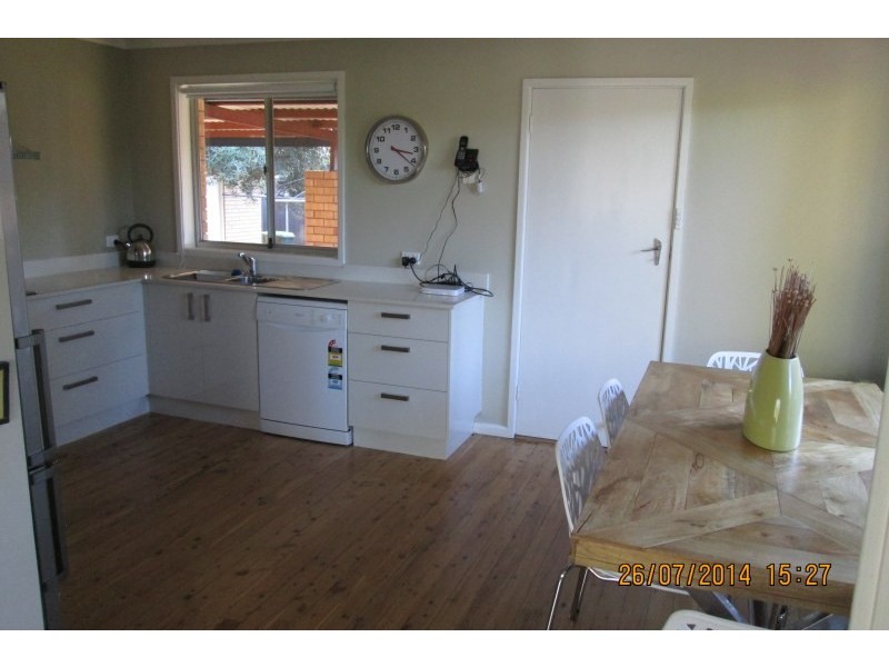 2 Cruikshank Avenue, Elderslie NSW 2570