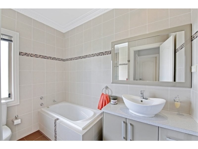 6/364 Argyle Street, Picton NSW 2571