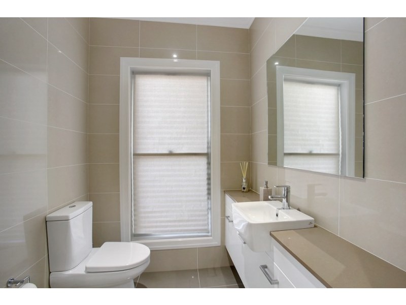 4 Kate Terrace, Harrington Park NSW 2567