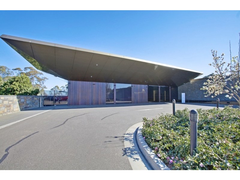 4 Kate Terrace, Harrington Park NSW 2567