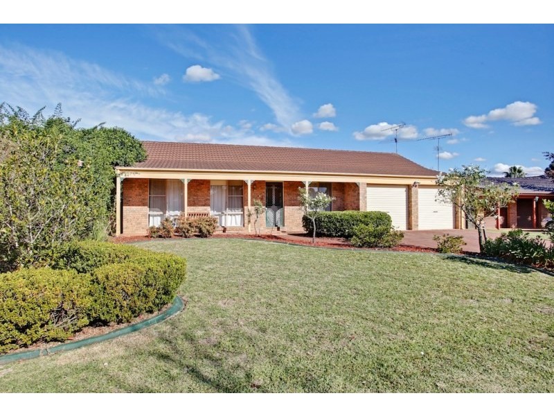 3 West Place, Camden South NSW 2570