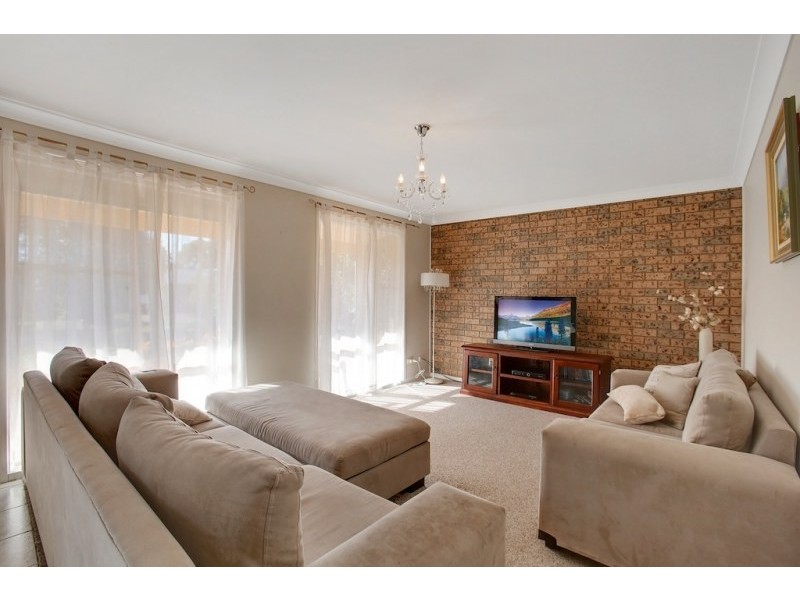 3 West Place, Camden South NSW 2570