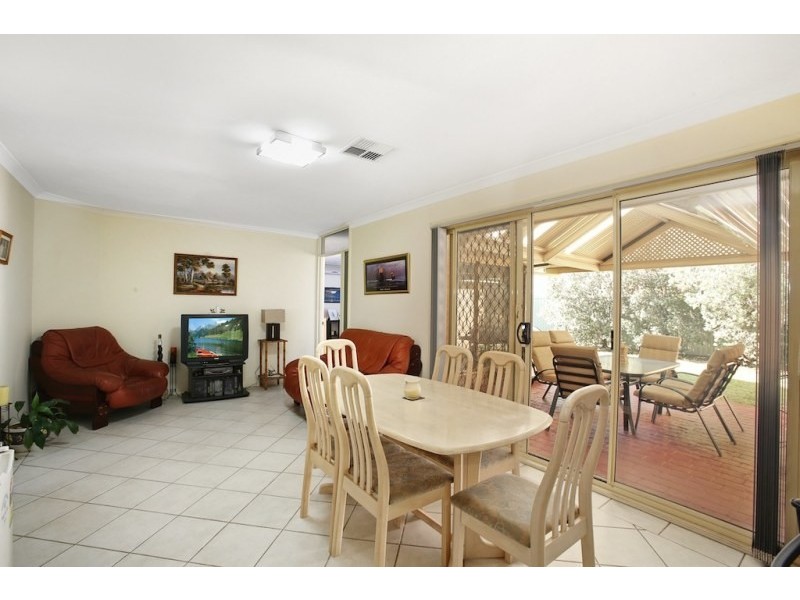 4 John Mclennon Circuit, Harrington Park NSW 2567