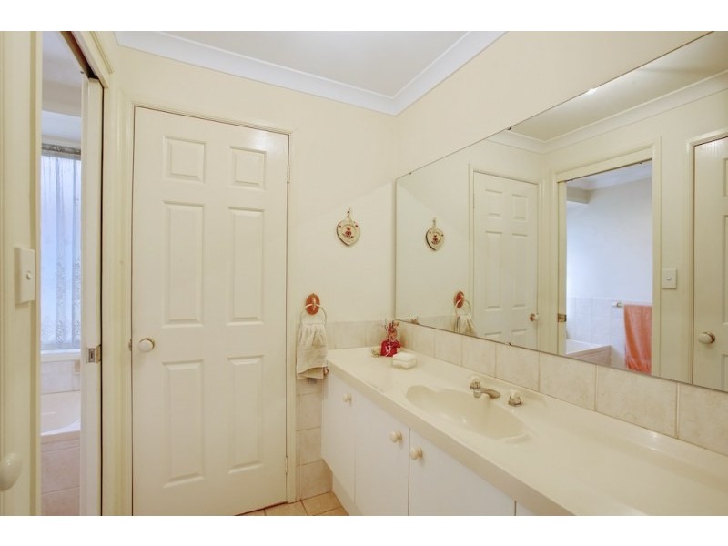 4 John Mclennon Circuit, Harrington Park NSW 2567