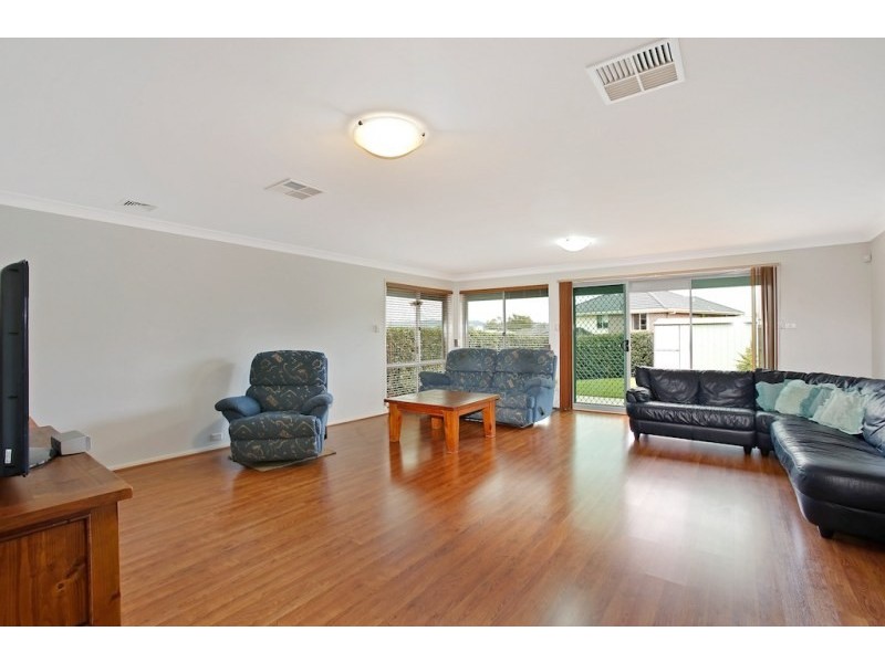 18 Hindmarsh Avenue, Camden Park NSW 2570