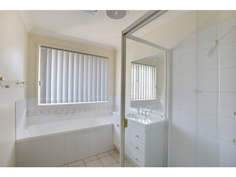 70 Spring Hill Circle, Currans Hill NSW 2567
