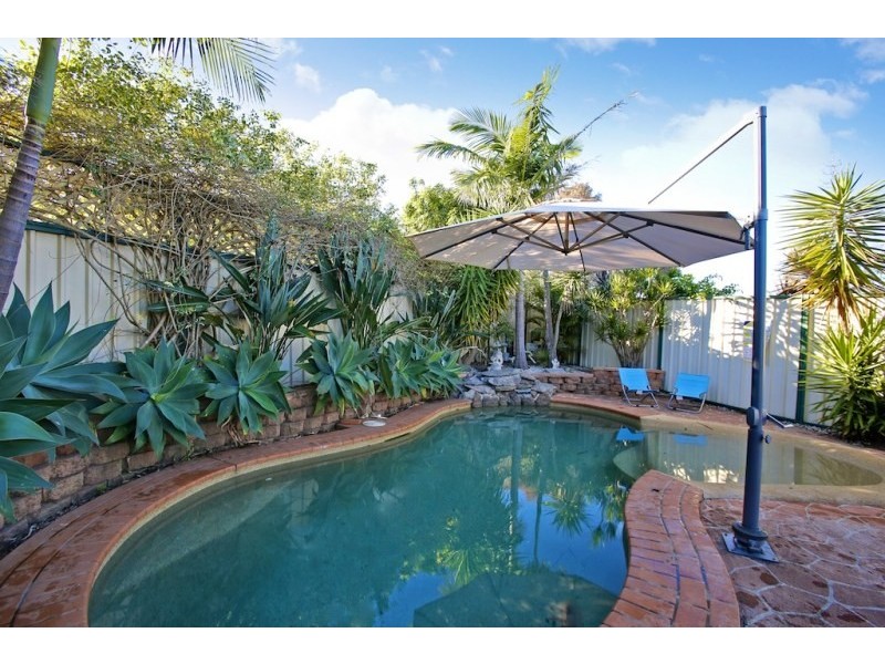 6 Garling Street, Currans Hill NSW 2567