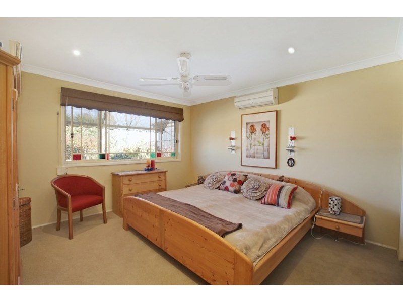 6 Garling Street, Currans Hill NSW 2567