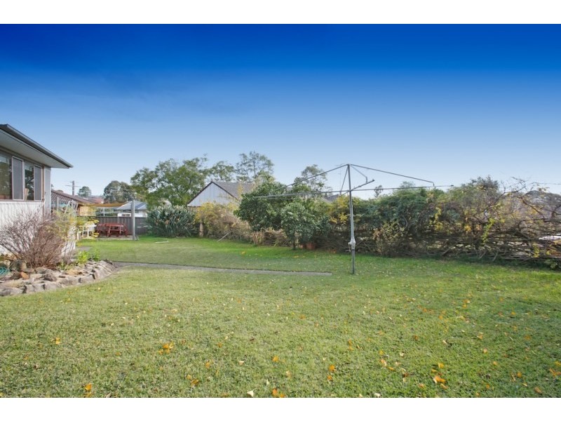 4 Barker Close, Camden South NSW 2570